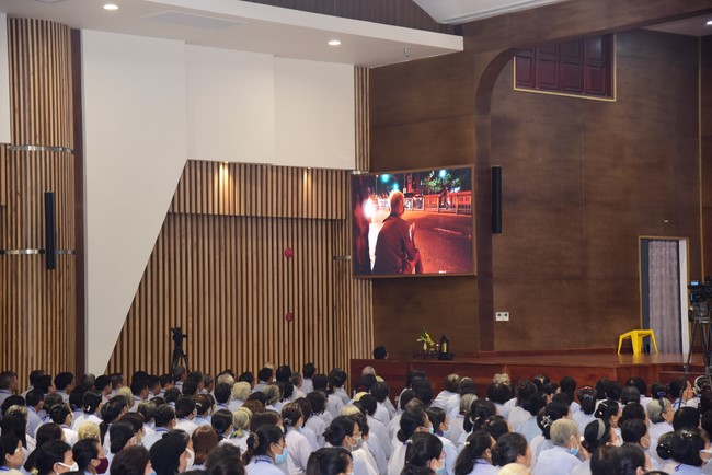 Dharma Talk “Peaceful place to stop ” – The 96th Seven-Day Retreat